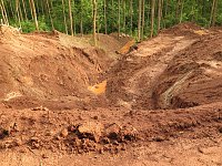 Bild: Ein riesiges Loch gegraben