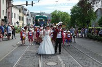 Bild: Festumzug zum 1090. Geburtstag der Rolandstadt