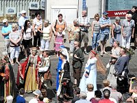 Bild: Festumzug aus einer etwas anderen Perspektive