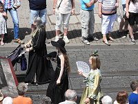 Bild: Festumzug aus einer etwas anderen Perspektive