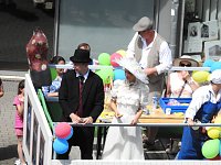 Bild: Festumzug aus einer etwas anderen Perspektive