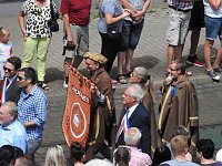 Bild: Festumzug aus einer etwas anderen Perspektive