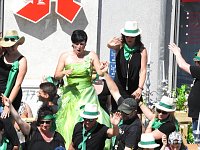 Bild: Festumzug aus einer etwas anderen Perspektive