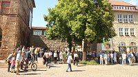 Demonstration vor dem Nordhäuser Rathaus für den Erhalt der Kreisstadt Bild: Demonstration vor dem Nordhäuser Rathaus für den Erhalt der Kreisstadt