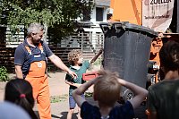 Bild: Auf die richtige Tonne kommt es an - das haben die Kinder der evangelischen Grundschule diese Woche gelernt