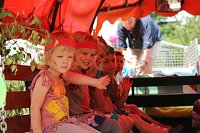 Bild: Winnetou and Old Shatterhand waren beim Heimat- und Sch&uuml;tzenfest in Urbach mit dabei