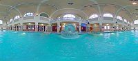 Bild: Freibad flop - Badehaus top