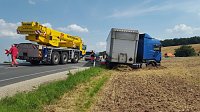 Unfall auf der B4 in Höhe Fuchsfarm Bild: Unfall auf der B4 in Höhe Fuchsfarm