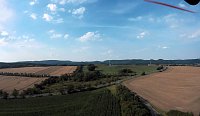 Bild: Am Boden und in der Luft