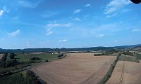 Bild: Am Boden und in der Luft