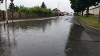 Bild: Stra&szlig;e an der Salza ist &uuml;berflutet