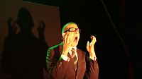 Mit Elias Elastisch beendet das Zappelini Zelt die Sommerpause Bild: Mit Elias Elastisch beendet das Zappelini Zelt die Sommerpause