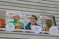Bild: Kunst f&uuml;r alle! - beim diesj&auml;hrigen Kunstfest durfte man auch Wahlplakate verunstalten