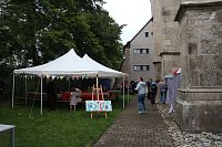 Bild: Kunst f&uuml;r alle! - beim diesj&auml;hrigen Kunstfest durfte man auch Wahlplakate verunstalten