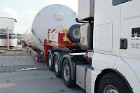 Bild: Zwei gro&szlig;e Treber-Silos gehen auf die Reise