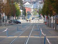 Bild: Mitten durch die Stadt