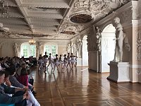 Radevas Eleven im Riesensaal in Sondershausen Bild: Radevas Eleven im Riesensaal in Sondershausen