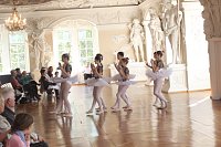 Radevas Eleven im Riesensaal in Sondershausen Bild: Radevas Eleven im Riesensaal in Sondershausen