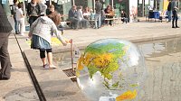 Bild: Spurensicherung in der Stadtbibliothek