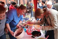 Bild: Essen der Kulturen in der Kurzen Meile