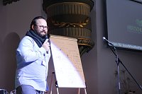 Bild: Poetry Slam in der Altendorfer Kirche