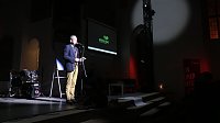 Bild: Poetry Slam in der Altendorfer Kirche