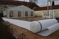 Bild: Eislaufen mitten in Nordhausen - morgen wird die Eisbahn vor der Marktpassage er&ouml;ffnet