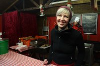 Bild: Weihnachtsmarkt und Eislaufbahn er&ouml;ffnet