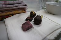 Bild: Backen, Basteln, B&auml;ume schm&uuml;cken - an der Jugendkunstschule und im Weltladen konnte man das heute selbst machen