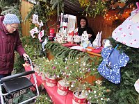 Bild: Gl&uuml;hweinmarkt im Seniorenzentrum