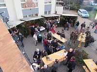 Bild: Gl&uuml;hweinmarkt im Seniorenzentrum