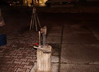 Bild: Am Theater und an der Kirche