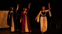 Tanztheater zum Weltfrauentag Bild: Tanztheater zum Weltfrauentag