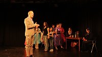 Tanztheater zum Weltfrauentag Bild: Tanztheater zum Weltfrauentag