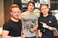 Bild: 30 Minuten feiern