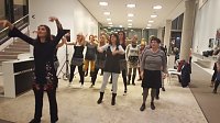 Gratuliert und getanzt Bild: Gratuliert und getanzt