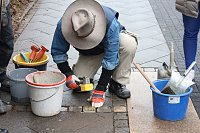 Bild: Vier neue Stolpersteine gesetzt