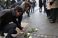 Bild: Vier neue Stolpersteine gesetzt