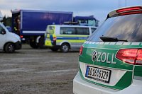 Zoll setzt schweres Gerät ein Bild: Zoll setzt schweres Gerät ein