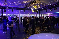 Afterwork-Party im Mercedes-Autohaus Bild: Afterwork-Party im Mercedes-Autohaus