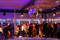 Afterwork-Party im Mercedes-Autohaus Bild: Afterwork-Party im Mercedes-Autohaus