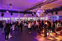 Afterwork-Party im Mercedes-Autohaus Bild: Afterwork-Party im Mercedes-Autohaus
