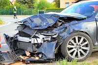Fünf Verletzte bei Unfall in Kleinfurra Bild: Fünf Verletzte bei Unfall in Kleinfurra