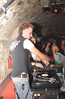 Bild: Funky  Kitchen NDH Tunes Clubtour im Grease