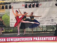 Viele Auftritte für Radevas Tanzeleven Bild: Viele Auftritte für Radevas Tanzeleven