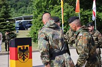 Bild: Einheiten der Bundeswehr verabschiedet