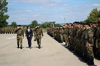 Bild: Einheiten der Bundeswehr verabschiedet
