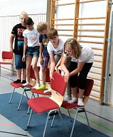 Beim Flussdurchqueren war Teamwork gefragt Bild: Beim Flussdurchqueren war Teamwork gefragt