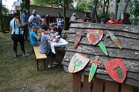 Bild: Zum Sommerfest konnte man sich am Familienzentrum gleich &uuml;ber zwei gro&szlig;z&uuml;gige Spenden freuen