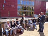 Bild: Sitzen auf dem Lesserplatz